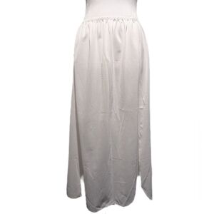 Vintage 1990's French Maid Sz L White Single Slit Polyester Half Slip Like New